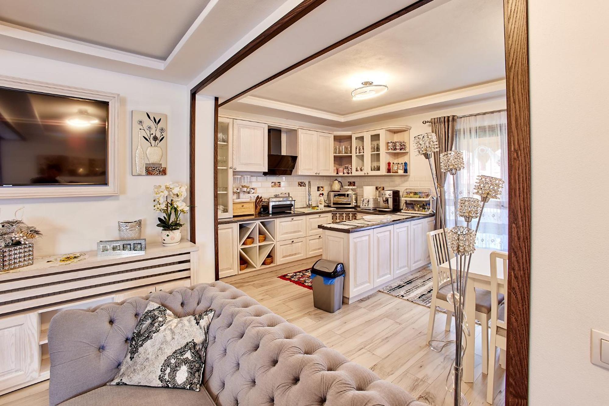 فندق Casa Alexandru - Locul In Care Te Simti Acasa فيسيو دي جوس المظهر الخارجي الصورة